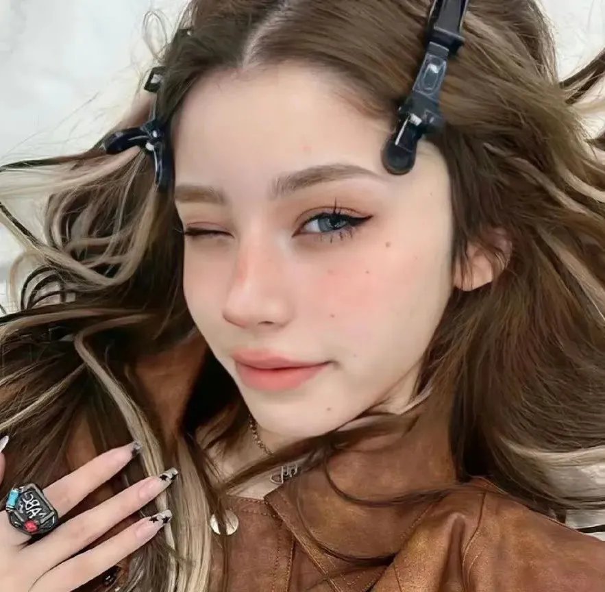 牵手向明天